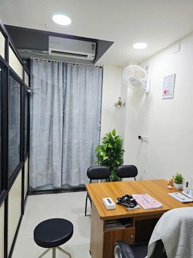 Treatment room interior at Madhav Clinic